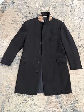 Men's Burberry Black Wool Coat with Plaid Collar